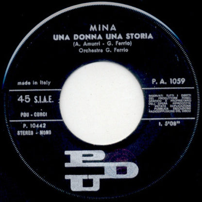 Mina (3) – Una Donna, Una Storia / Dominga (7", Italy - 1971)